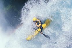 西亚卡姆在老鹰比赛中败北，夺冠引发热议！再创辉煌时刻