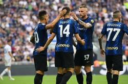 那不勒斯球迷发起募捐活动，支持球队争取胜利的简单介绍